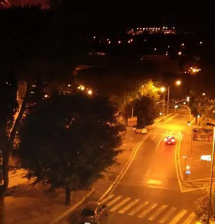Mi.ro Πανσιόν